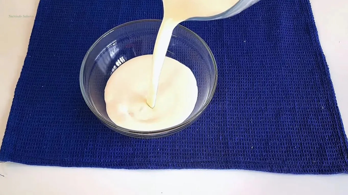 Homemade Fresh Milk Cream